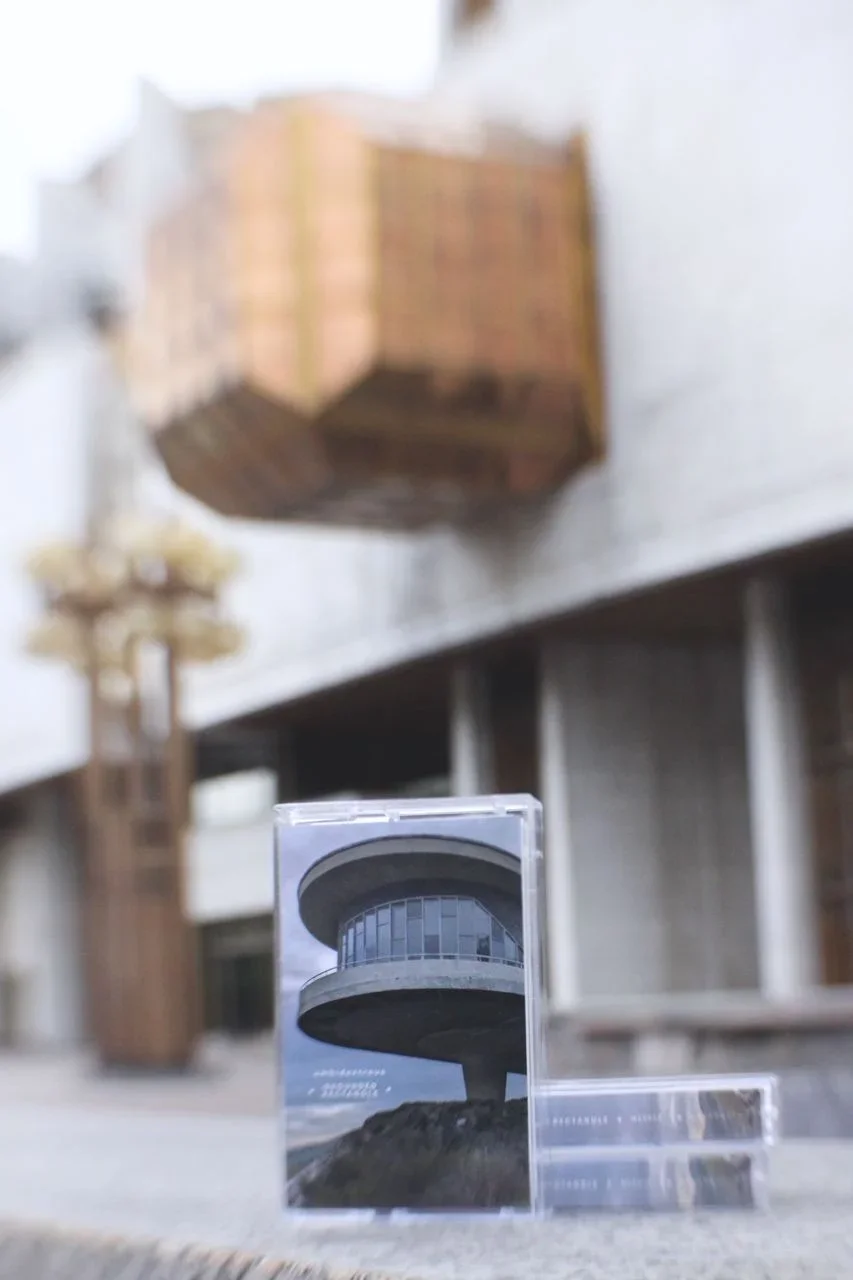 ambidextrous grounded rectangle cassette 3